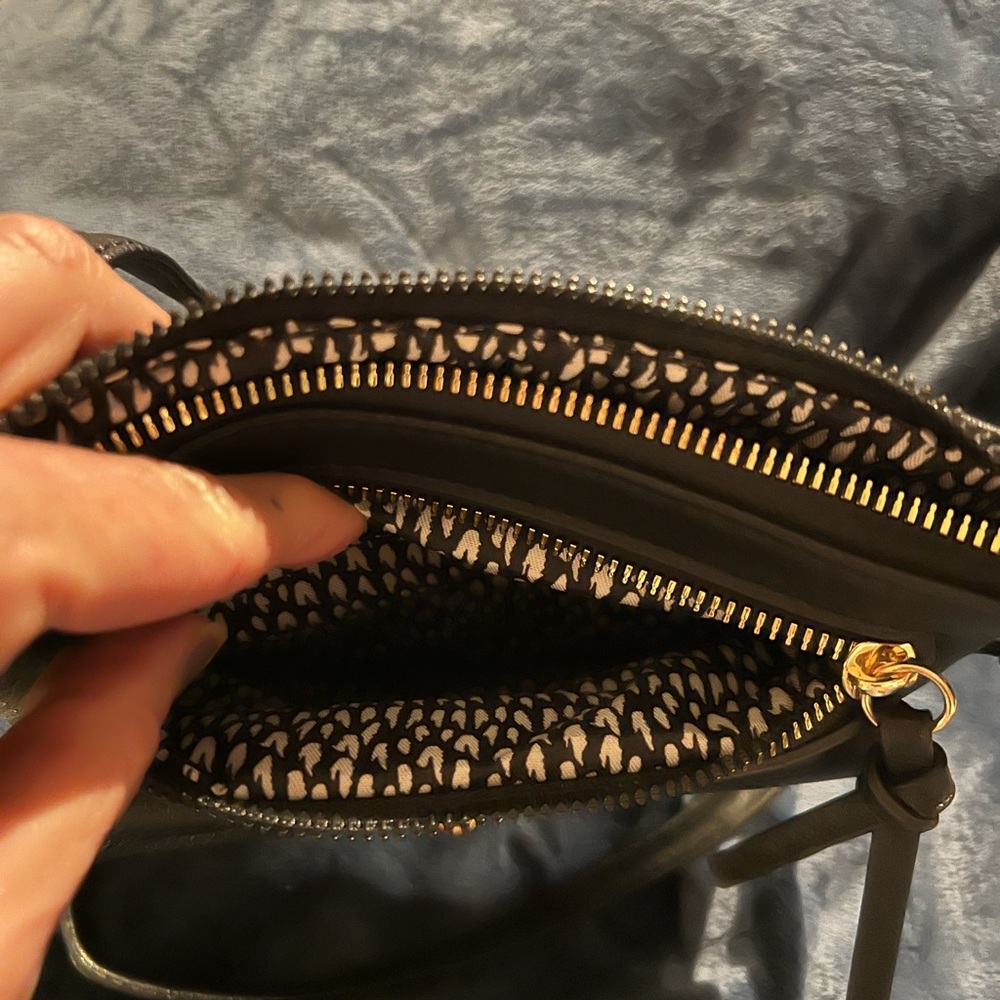 Emperia Los Angeles New York PETA Approved Vegan Black Crossbody, new with tags - Picture 6 of 8